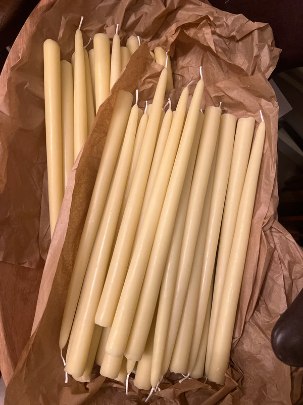 Beeswax candle ivory