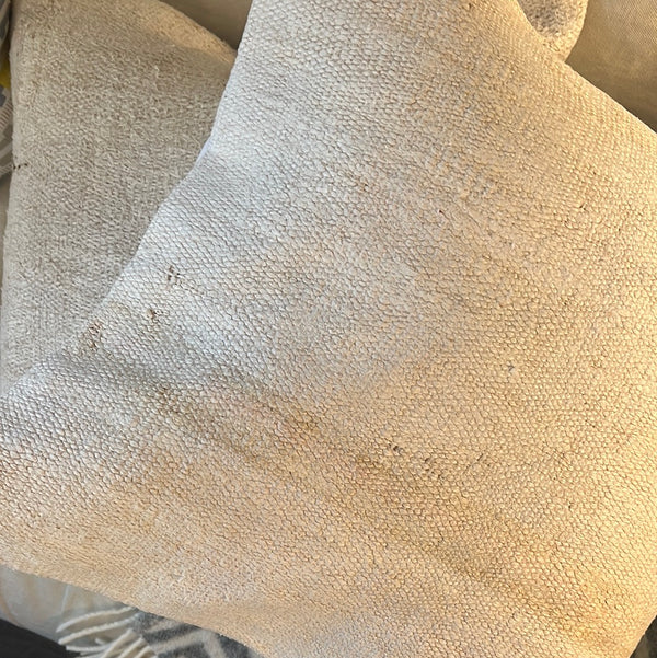 Neutral kelim cushion 50x50