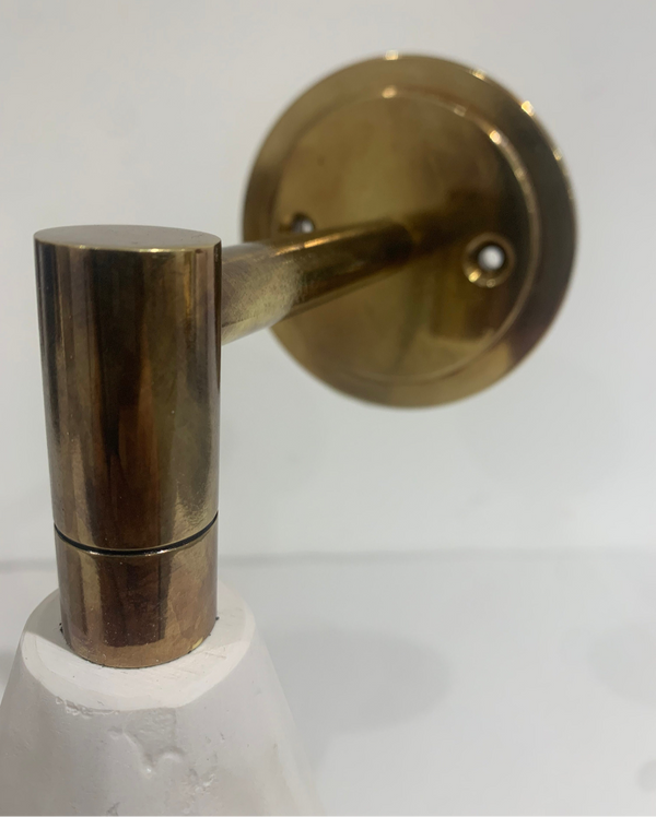 Plaster wallscone with brass