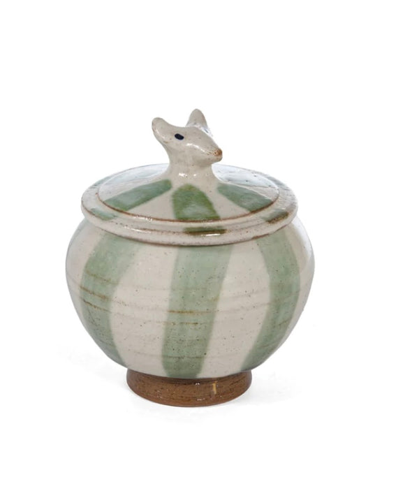 Bowl with animals