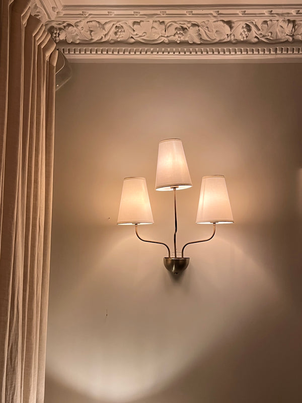 Alabaster wall sconce 3 arms