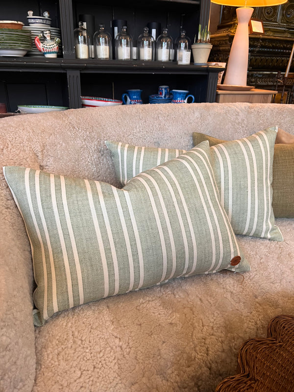 Helene Blanche pillow needlepoint 40x60