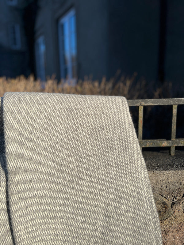 Wool blanket, Grey