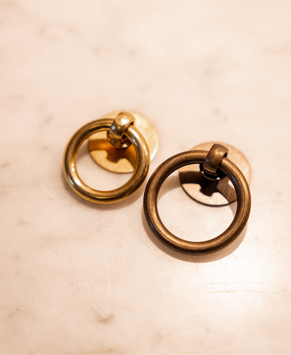 Alabaster Studio Håndtak, Ring Messing 25mm