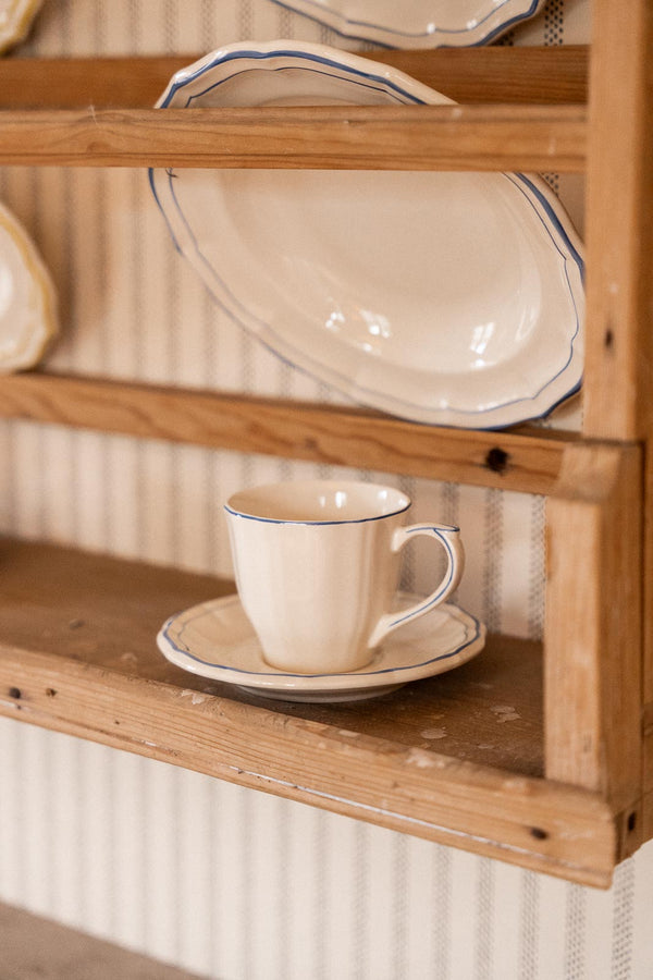 Gien Les Filet Bleu, Teacup with saucer