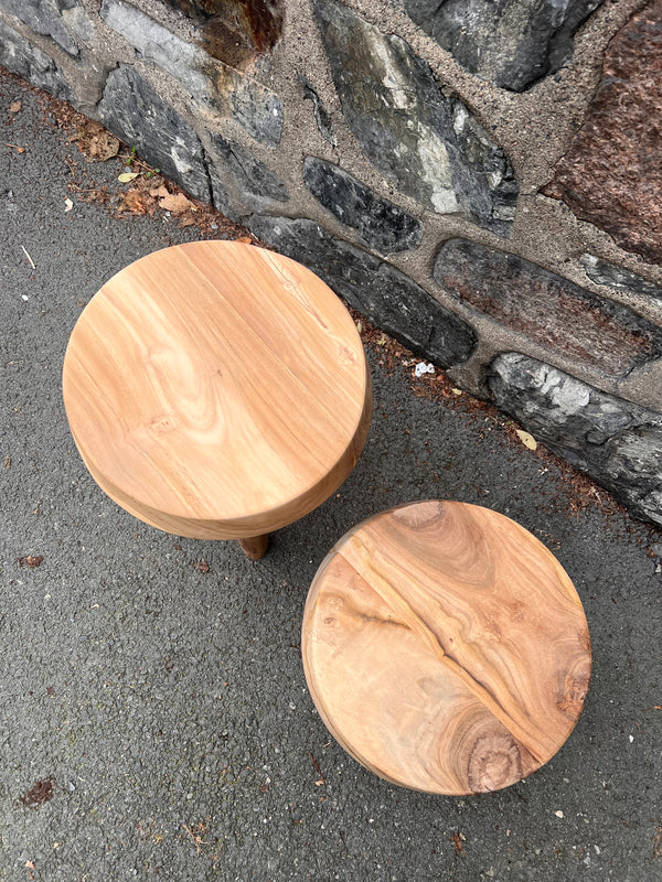 Round small oak stool