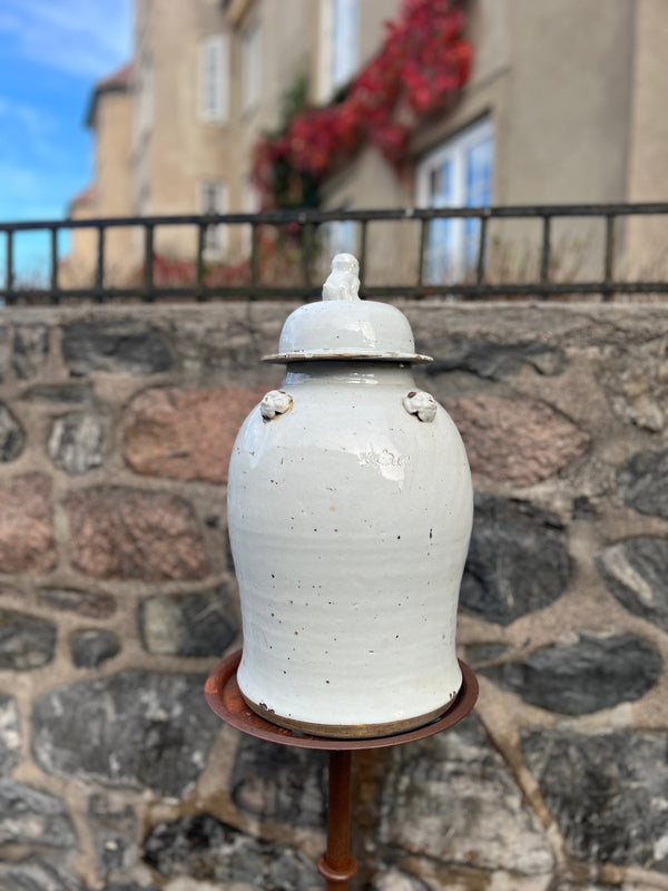 Chinese Jar ivory