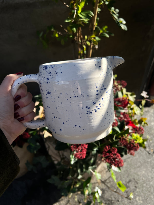Spettet mugge håndlaget