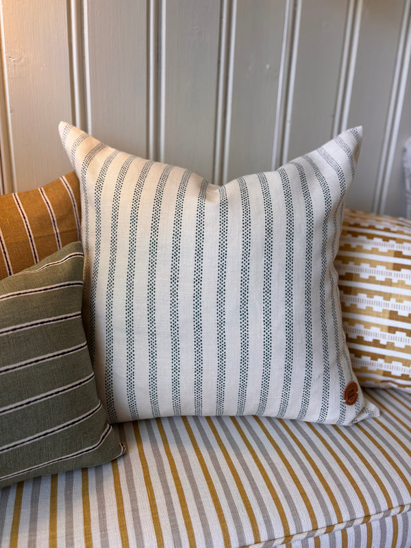 Helene Blanche cushion, Drop Emerald 50x50