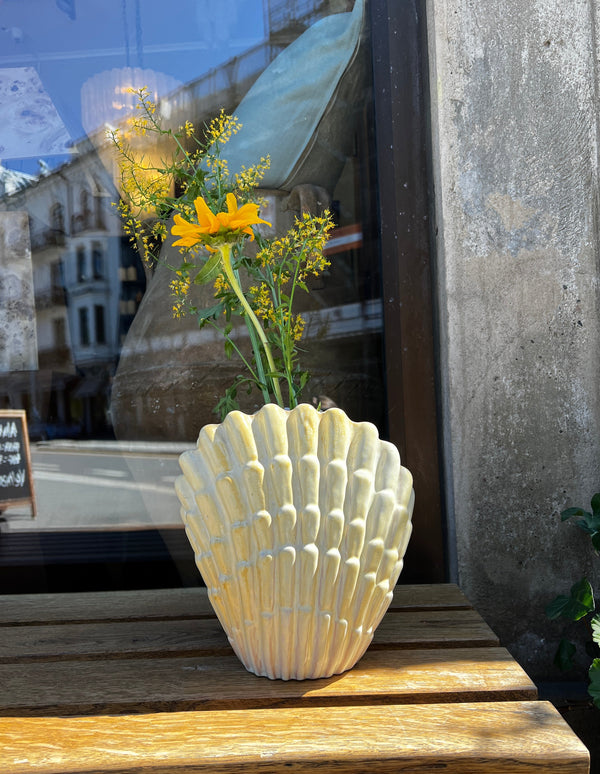 "The Seashell Vase" av Vicke Lindstrand, Hvit