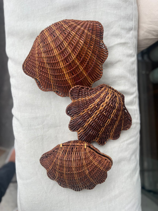 Shell handmade rattan