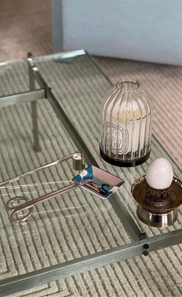 Grafisk ullteppe, Elfenben