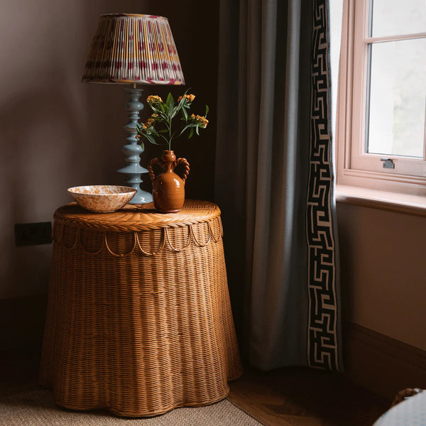 Sharland England Adeline Sidebord