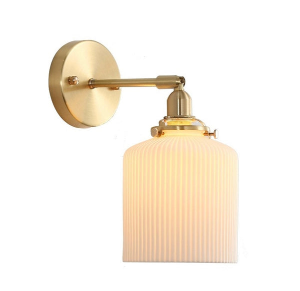 Wallscone ceramic with brass details