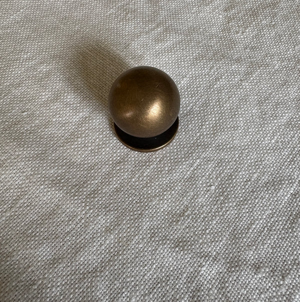 Alabaster Studio knott bronse 18mm