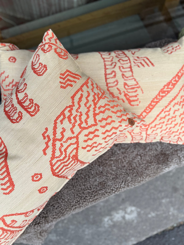 Pute, Dedar Silk Orange 70x40