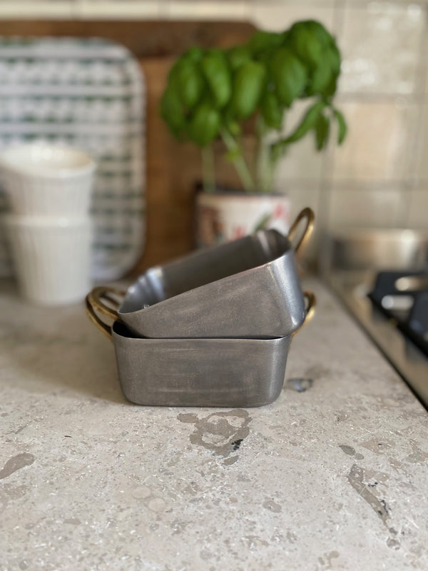 Presentation roasting dish