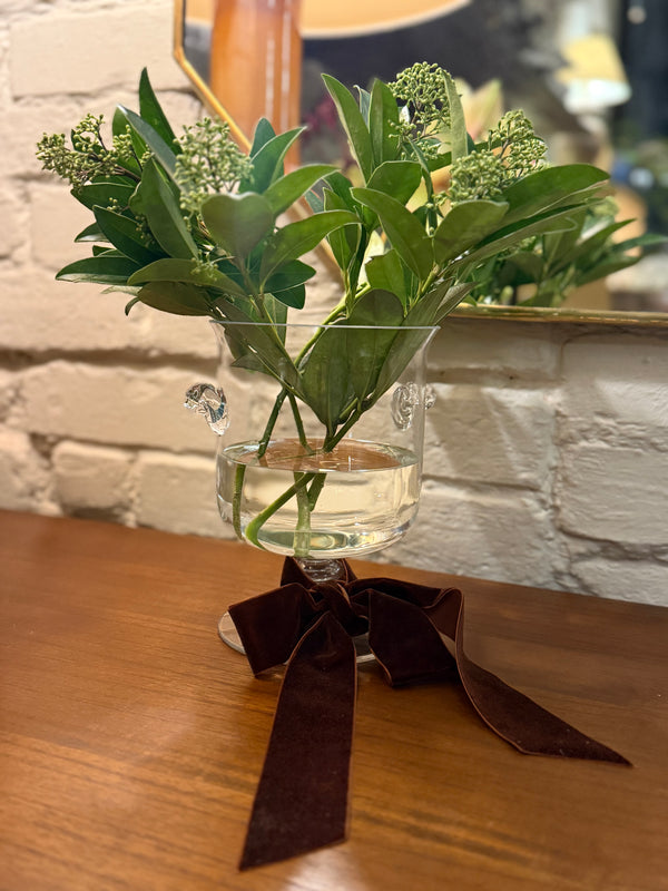 Lisa Hamret vase on stand Large