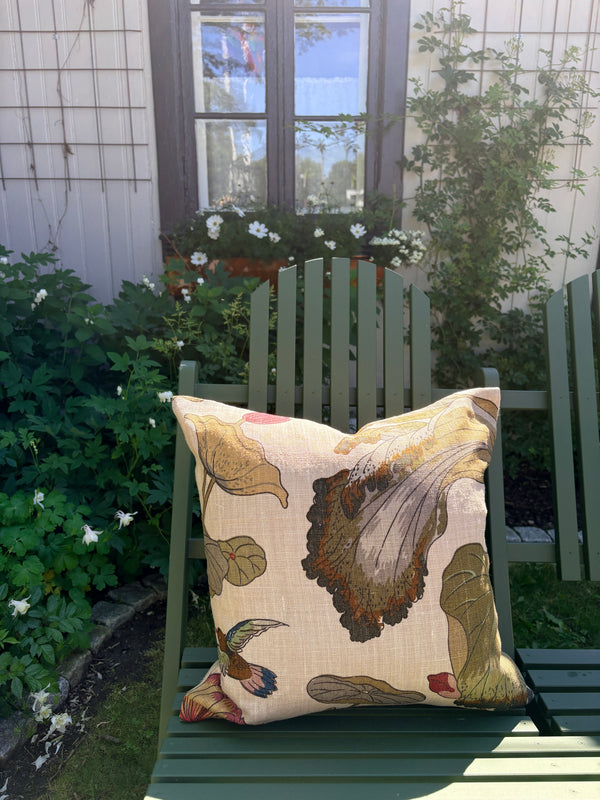 GP&J Baker, Nympheus bisqiut/taupe Pute 50x50