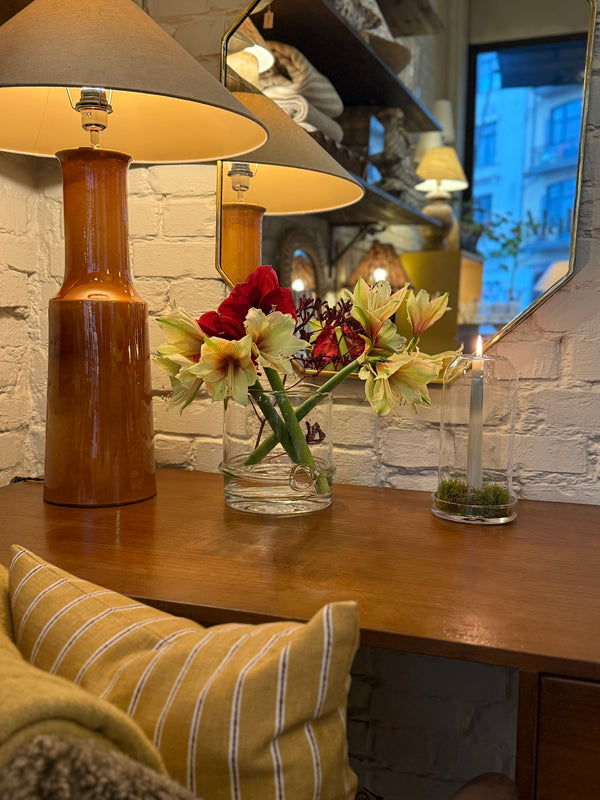 Lisa Hamret vase on stand Large