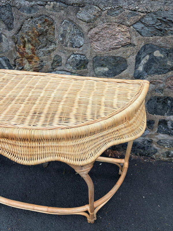 Vintage sidebord, rotting