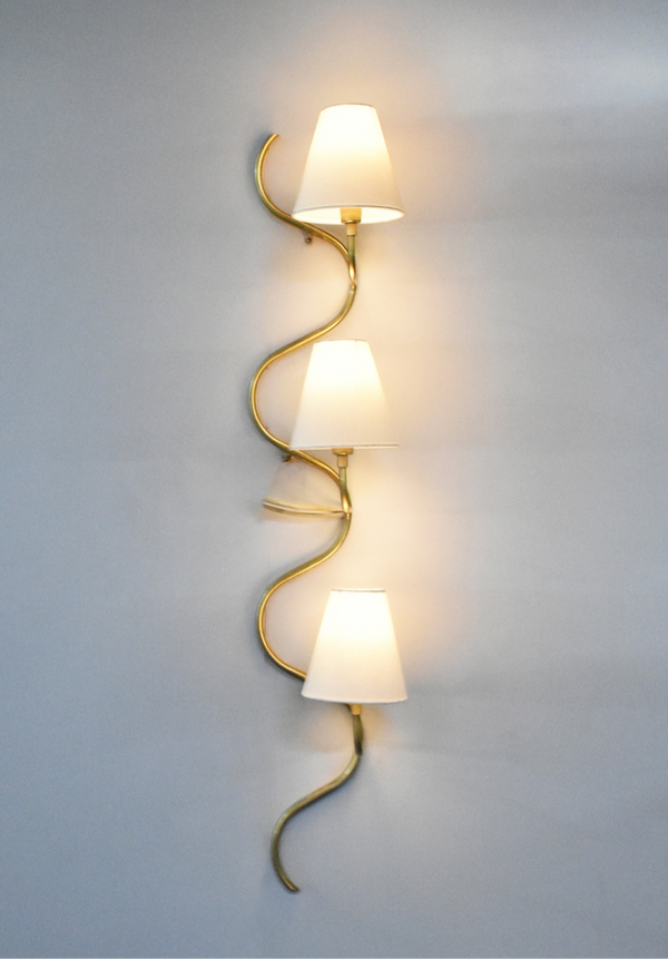 Wall lamp brass with shade