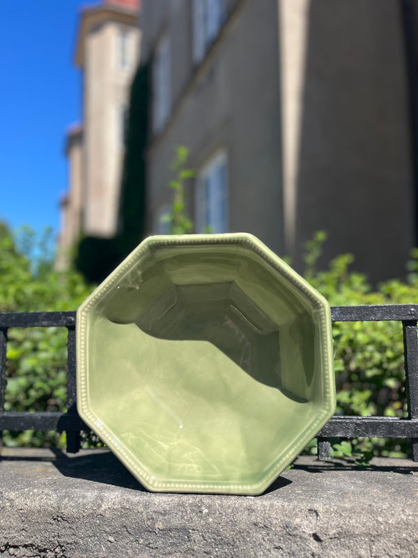 Maison louis salatbollel, Celadon