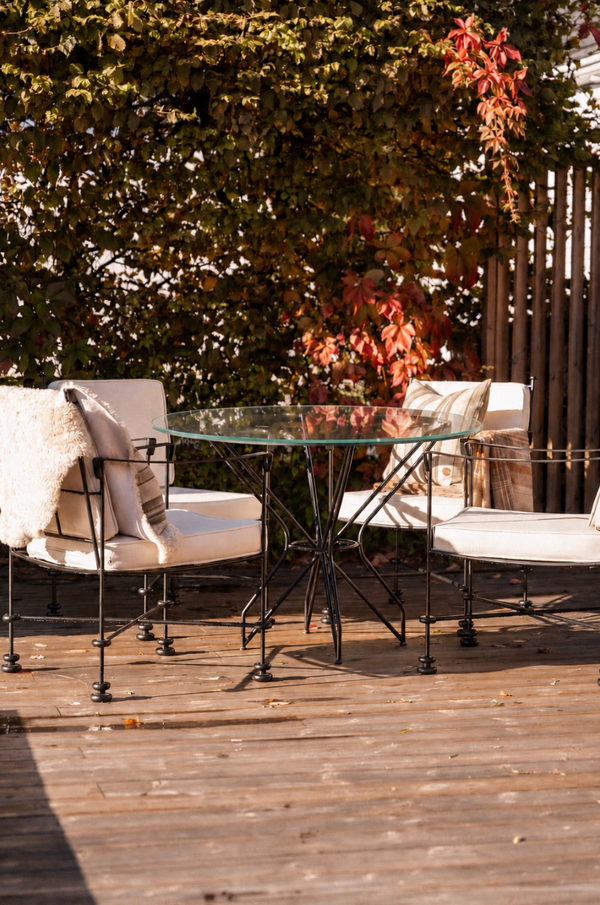 Alabaster studio garden loungebord