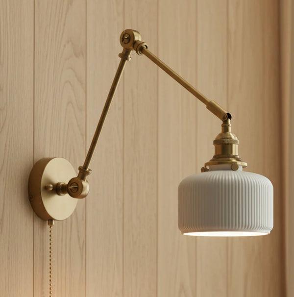 Emily vegglampe, med arm