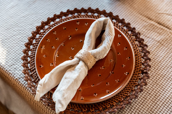 Dotty dinner plate