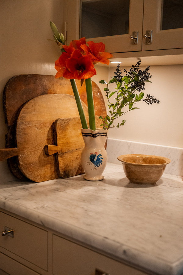 Puglia Keramikk Karaffel, Blå hane