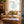 Alabaster studio collection wood table utstilling