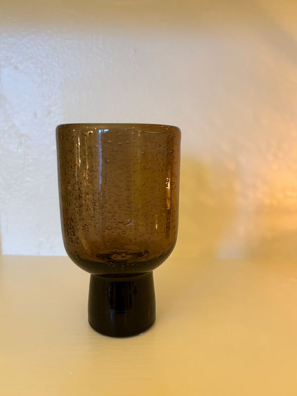 Bari Glass on stand, Brown