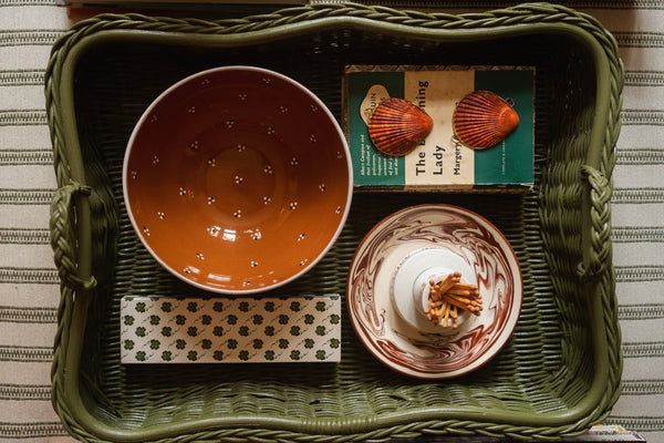 Dotty salad bowl