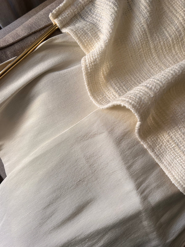 Helene Blanche Silky linen Ivory