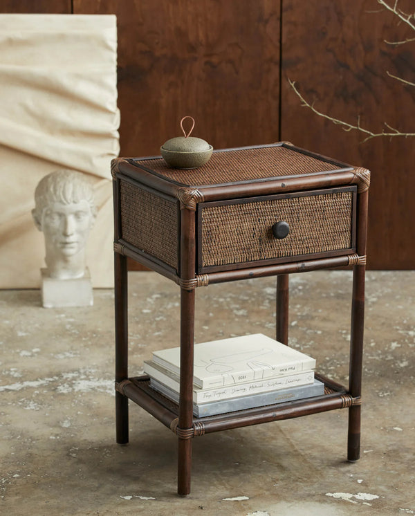 Nightstand / nattbord in rattan