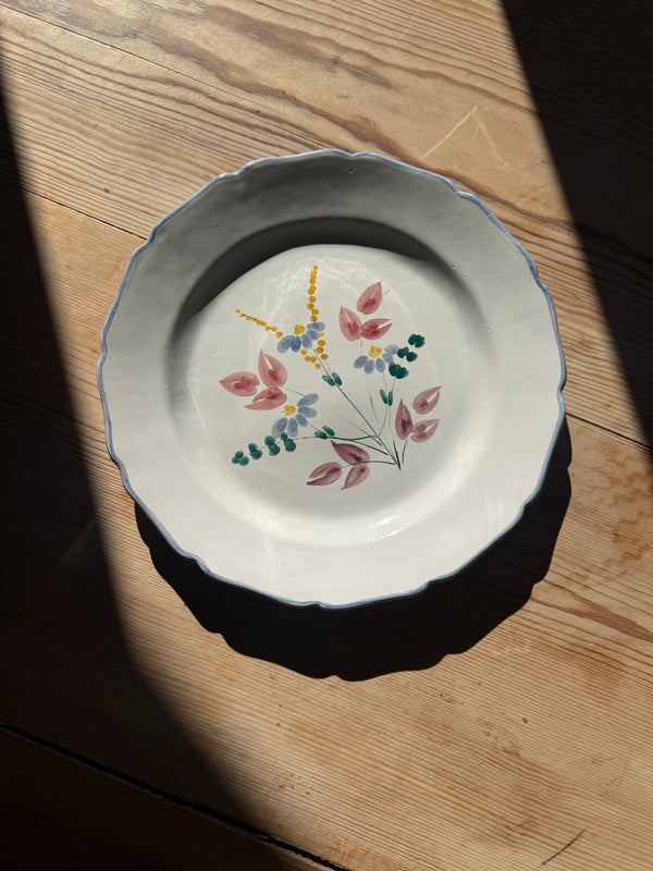 Håndmalt tallerken, sett med 8 stk