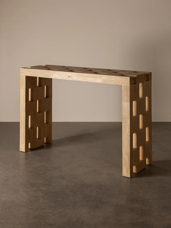 Vivi console table