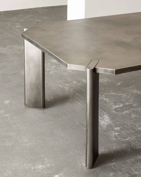 Yuki coffee table steel