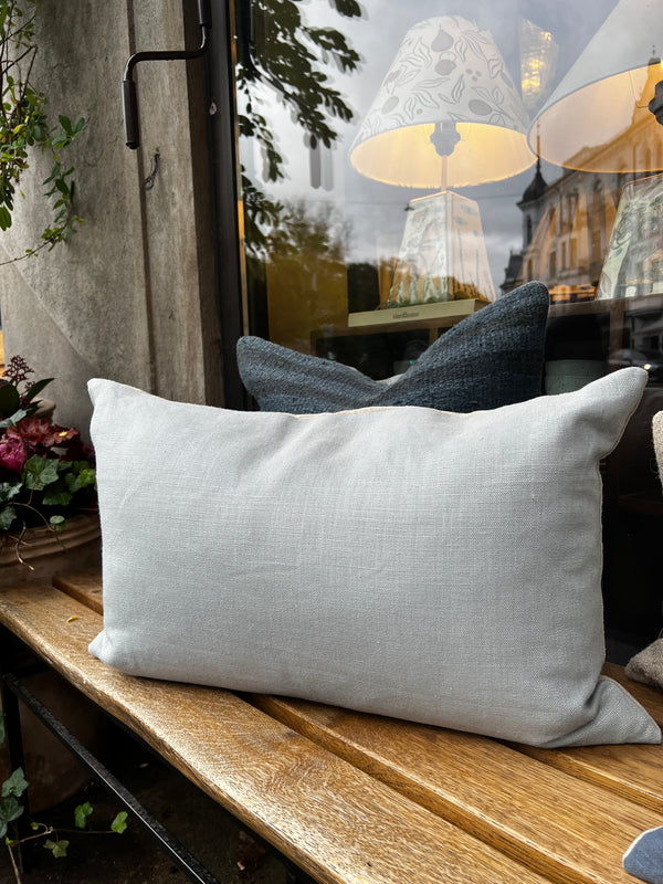 Tailored linen cushion