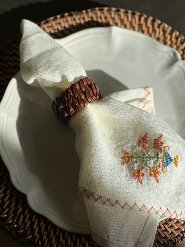 Zuri napkin ring
