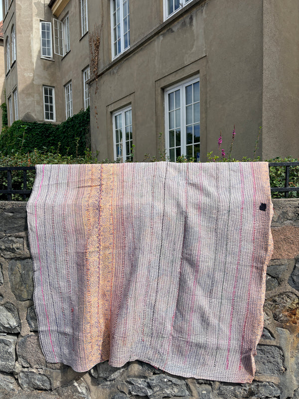 Vintage Kantha teppe Beige & Lavendel