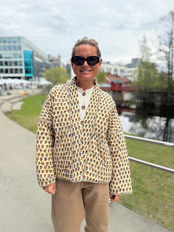 Håndlaget jakke