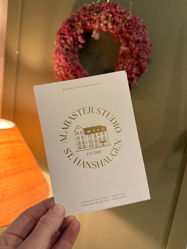 Alabaster kort stort