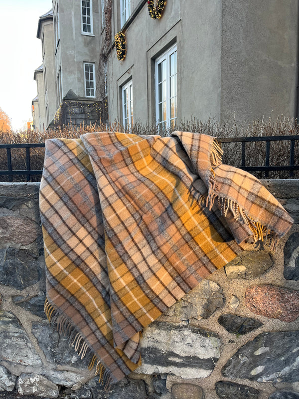 Ullpledd, Natural Buchanan