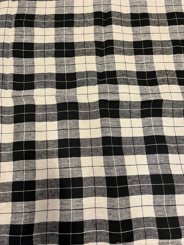 Lin Duk, Sort & Kremhvit, Store Ruter