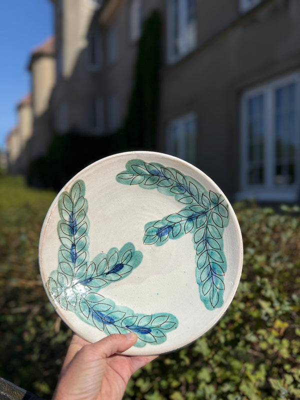 Wine Dinner plate 