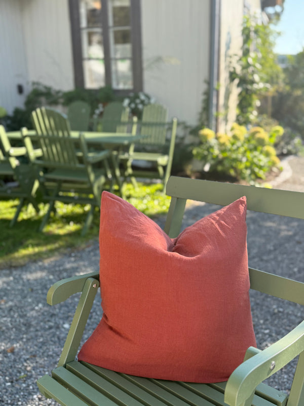 Pute i lin, Rustrød 50x50