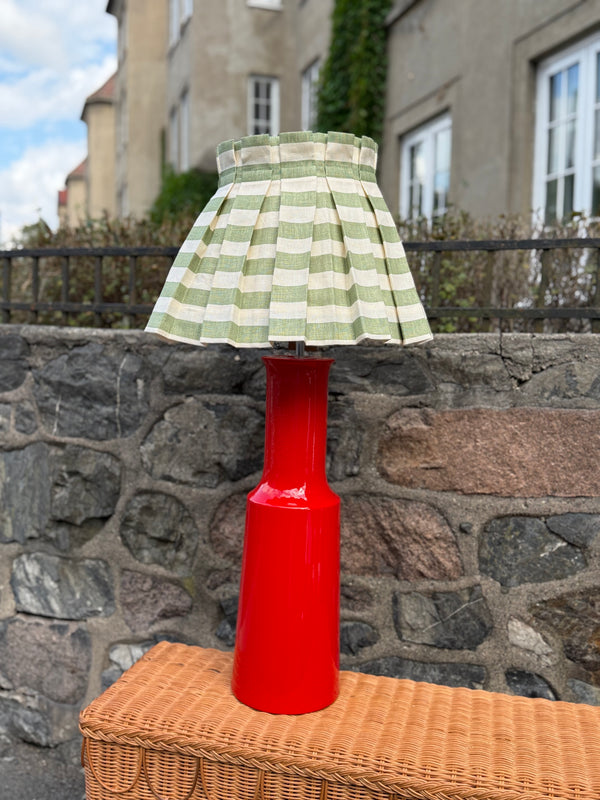 Pisa Bordlampe, Glossy Rød