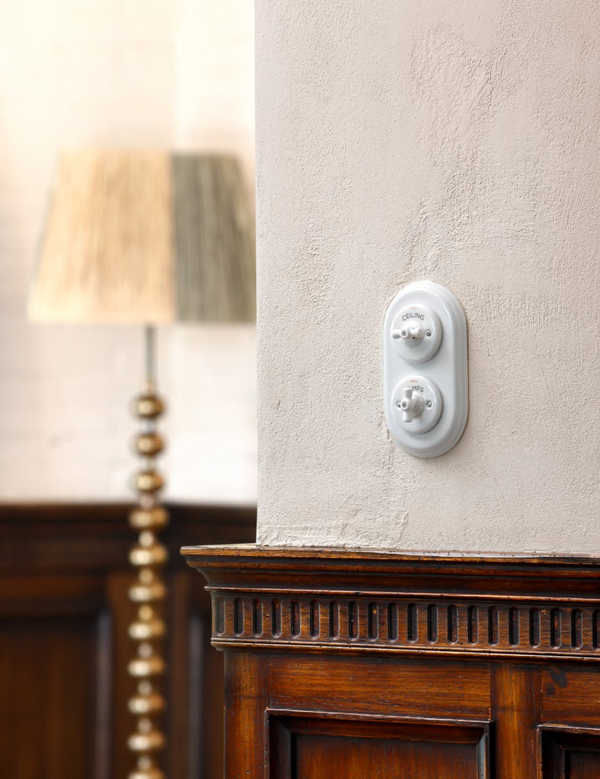 Fontini Garby Colonial, Double switch